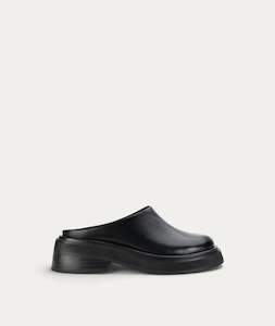 All Footwear: Apollo Mule - Black