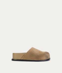 All Footwear: Alastor Slide - Oat Suede