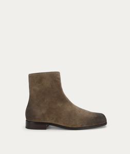 Products: Lo Rider Boot  - Dune Suede