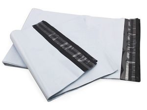 Courier Bag: 100 X A4 Courier Mailing Bags 250mm x 350mm 50% Recycled Plastic Bags