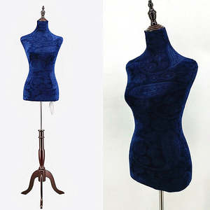 HALF BODY MANNEQUIN WOODEN STAND VELVET SURFACE - NAVY