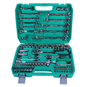 Tools: 82Pcs 1/4"&1/2" Socket Ratchet Wrench Set with Bit Socket Set