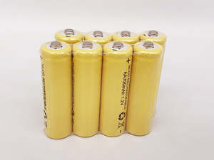 Battery: 8Pcs 1.2V AA Rechargeable Battery 700mAh Rechargeable Ni-Cd Batteries