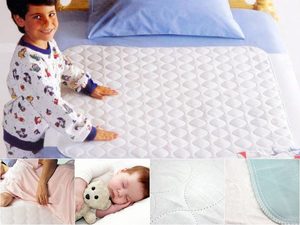 Bedroom: Waterproof Sheet Protector - 85X75CM