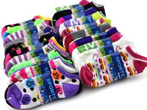 Socks: WHOLESALE - (60 Pairs) Women's/Girls' Ankle Socks