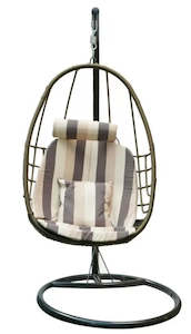 Outdoor Furniture: Indoors & Outdoors swing chair
