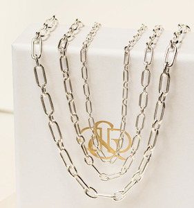 Classic Collection: Sterling Silver Oval Barre Petite Link Necklace