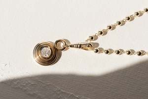All Necklaces: Niveaux Round Diamond Pendant - Swivel Clasp