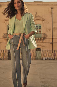 Clothing: Bine Leia Blazer