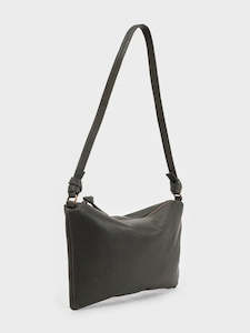 Gift: Leather Knot Bag