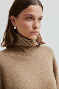 Alpha High Neck Knit