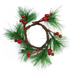 Christmas Wreaths Garlands: Mini Napkin Ring - Pine with Berries