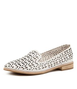 Django & Juliette Ayvler - White