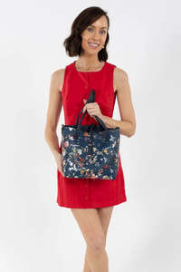 Womens: Sassy Duck Floral Gigi Tote Bag
