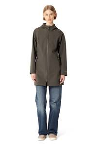 Iisle Jacobson: Ilse Jacobsen Daybreak01  Woven Raincoat