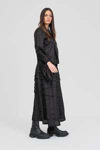 Taylor: Taylor Stance Skirt