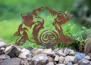 Staked Garden Art: Kuni Pig