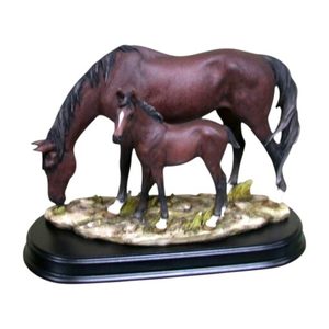Products: Horse with Foal Dark Brown