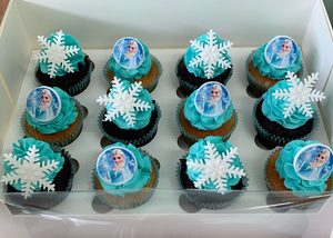 Frozen Themed Cupcakes Delish Cupcakes