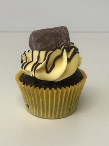 Pineapple Lump Cupcake Delish Cupcakes