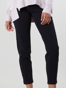 Sills Co 1: Sculpted Crop Jean