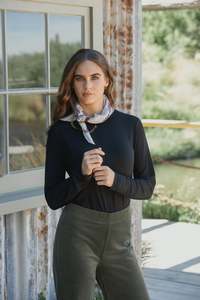 Tops: Round Neck Layer Top