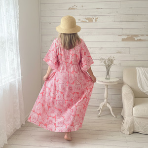 Clothing: Kaftan - Lilypad- Coral / White -one size