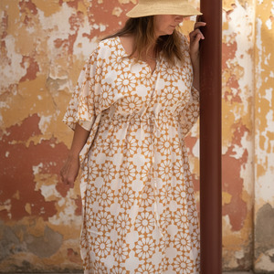 Clothing: Kaftan - Sunburst - Mustard / White -one size
