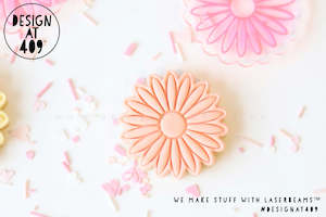 Mothers Day Stamps With Cutters: Small Daisy 2 Embossing Stamp & Cutter