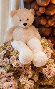 Bespoke Items: Giant teddy bear Hire only