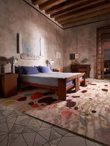 The Rug Company: CHIHULY MASTERPIECES II  Oyster