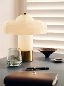 Gift Guide: GIOVANNI TABLE LAMP | CREAM