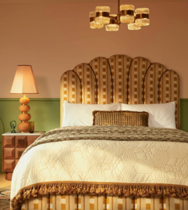 Soho Home Lighting: RENATO CHANDELIER