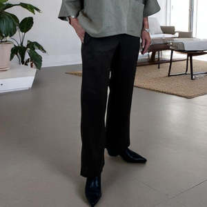 Sarah Tee Siblings: linen full length pants - black - georgia