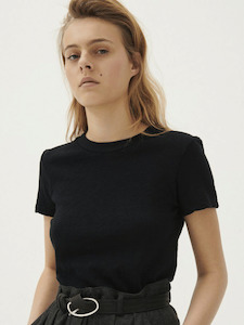 Sonoma T-Shirt Round Neck in Black
