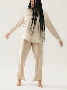 PRE-ORDER Boyfriend Shirt in Hazelnut