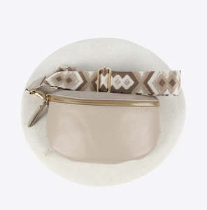 Saint Rue 22: Woven Bag Lin