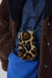 Saint Rue 22: Ostende Leo Pochette