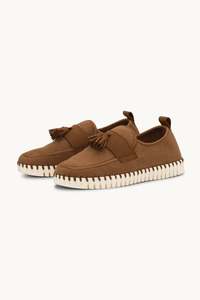 Isle Jacobsen: Tulip Wool Loafer Cashew