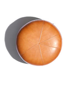 Stools: Clove pouf