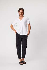 Design Nation: Design Nation Edge Top / DN28477