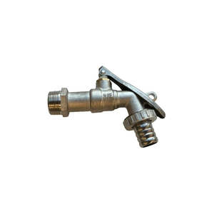 Tank Accessories: Lock Nose Tap - Chrome