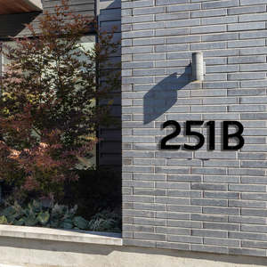 House Numbers Address Signs: Powder Coated House Numbers Highway (200 mm)