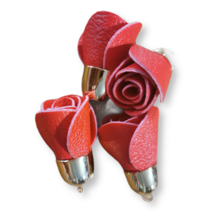 Tassels: 3 Pack Bright Red Rose Tassel