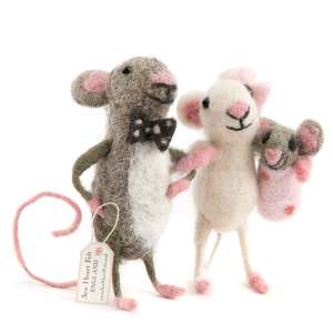 Tiny Animals: Mummy and Daddy mouse carrying a baby Girl Mouse