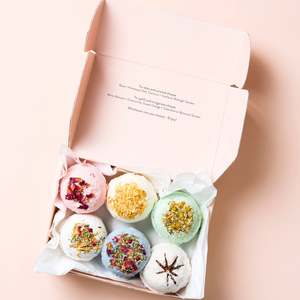 Gifts: Bath Bomb Gift Box
