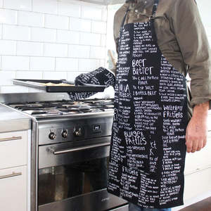 Aprons: Classic Kiwi Recipes Apron and Oven Mitt Set
