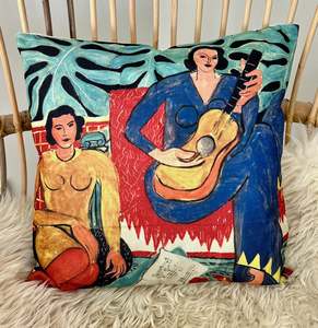 Kiwiana Cushions: Lady Strumming Cushion Cover
