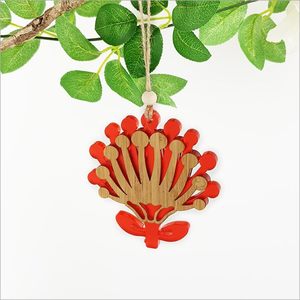 Gifts: Hanging Ornament - Pohutukawa Flower