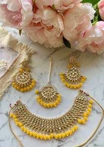 Jewellery: Canary Yellow Set